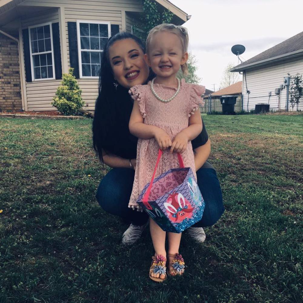 Meet your Posher, Hilary